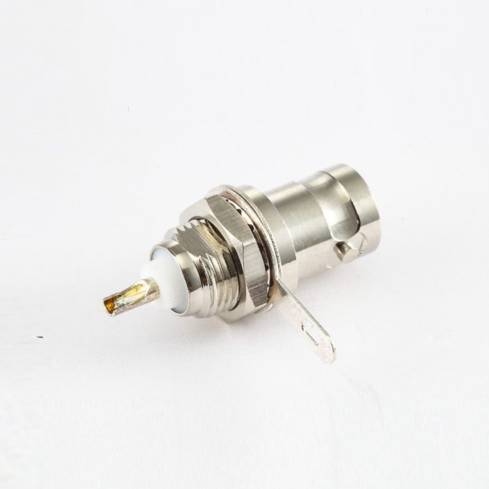 BNC母頭180度連接器焊杯后鎖穿墻孔50ohm接線 BNC母頭180度連接器焊杯后鎖穿墻孔50ohm接線